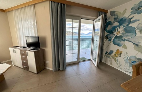 West Carinthia Apartment | Ferienwohnung mit Traumausblick - Seefels Appartements Direkt am See