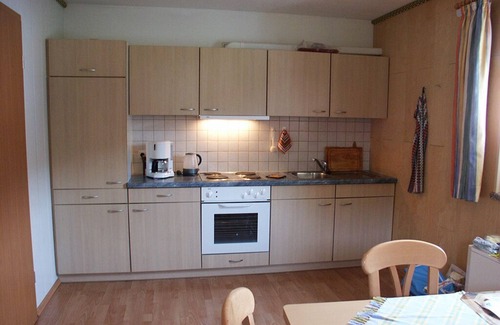Bad Birnbach Apartment | Ferienwohnung Nr. 1 | Wohnung für 4 Personen mit Wohnzimmer und Kamin