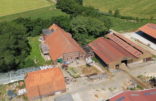 Stedesdorf Apartment | Ferienwohnung Ost - Ferienhof Tannen in Thunum bei Bensersiel