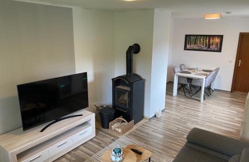 Muritz Apartment | Ferienwohnung Plaue Auszeit mit Privatstrand und Bootsliegeplatz