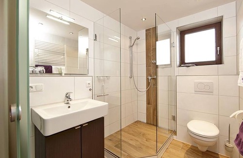 Bad Kohlgrub Bed & Breakfast | Ferienwohnung Steigrain - Gästehaus Alpina
