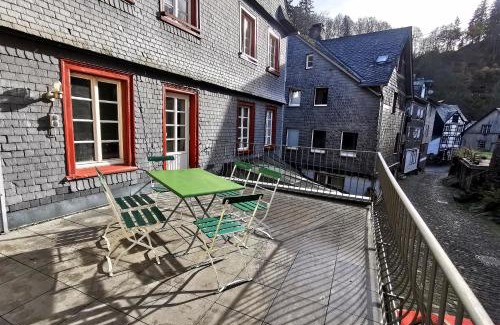 Monschau Apartment | Ferienwohnung To Hous