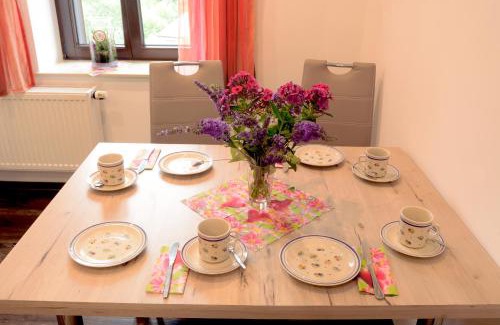 Koenigstein House | Ferienwohnung Villa AusZeit