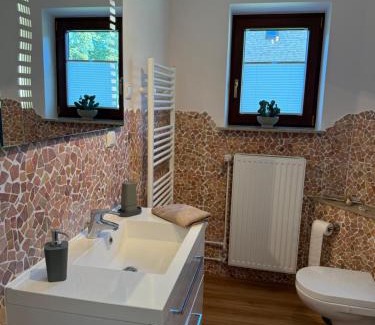 Buechen Apartment | Ferienwohnung Wiesenblick