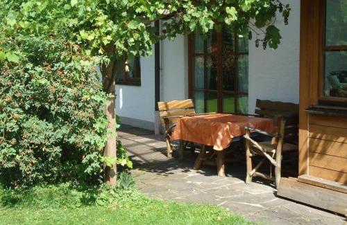 Bad Feilnbach Apartment | Ferienwohnung Wingen