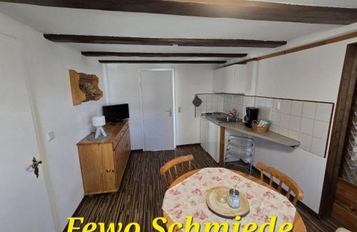 Altendorf Apartment | Ferienwohnung zur Schmiede