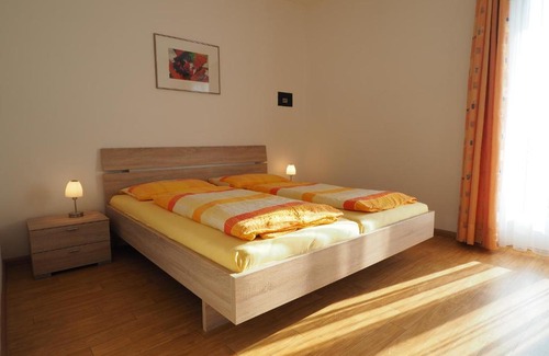 Caldaro Sulla Strada del Vino Apartment | Ferienwohnungen Luggin