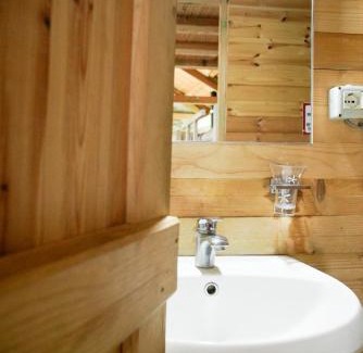 Albania House | Ferma Albanik