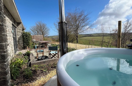 Lynton House | Fern Cottage, Moor and Sea, stunning views over Exmoor
