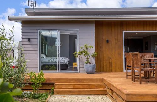 Martinborough House | Fern Haven