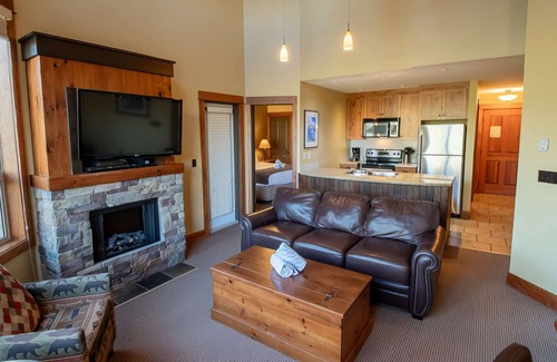 East Kootenay Condo | Fernie - Timberline Lodges Juniper #642