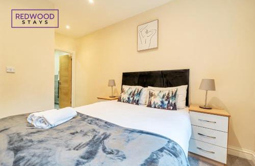 Basingstoke Apartment | Festival Serviced Apartment, Perfect of Contractors & Families Free WiFi & Netflix By Redwood Stays