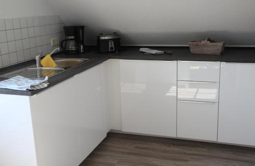 Uhldingen-Muehlhofen Apartment | FeWo am Bodensee im Uhldingen mit Balkon, zwischen Insel Mainau, Konstanz, Überlingen und Friedrichshafen