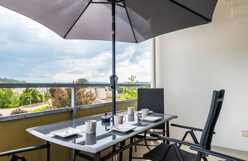 Uhldingen-Muehlhofen Apartment | Fewo Uhldingen - Pool for Families