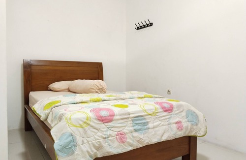 Jaka Sampurna House | Fico Residence powered by Cocotel