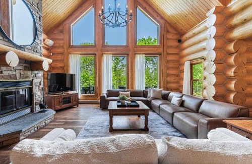 Fiddler Lake Resort Ski Chalet | Fiddler Lake Resort Private Pool Sauna Hot Tub