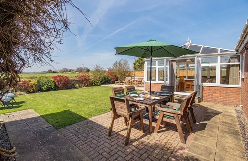 Walcott House | Field Horizon - Three Bedroom House, Sleeps 6
