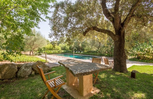 Alcudia Villa | Finca in Alcudia with XXL Pool & Vineyard Views
