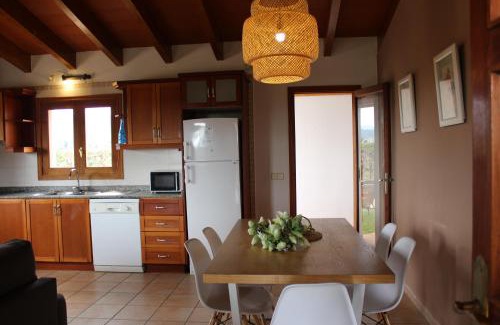 Sa Pobla House | finca son gallina con piscina y jardín en Sa Pobla, ideal para 6 personas