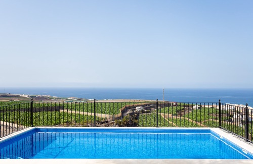 Guia de Isora Villa | Finca Vinco with heateble Pool