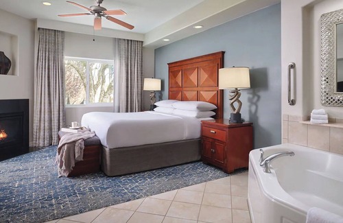 North Scottsdale Resort | 𝐅𝐢𝐧𝐝𝐢𝐧𝐠 𝐌𝐞𝐢𝐥𝐢 Desert Oasis Resort Amenities Included! 2BR