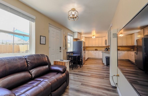 East Colorado Springs Cottage | Finding Your Rhythm In The Heart Of It All