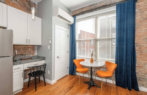 Over-the-Rhine Apartment | Findlay Market Suite 3