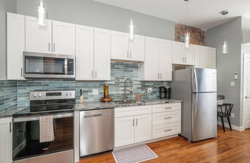 Over-the-Rhine Apartment | Findlay Market Suite 3
