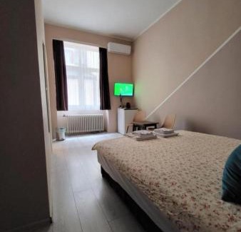 Stari Grad Apartment | Fine Plus