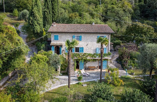 Malcesine Villa | Finely furnished farmhouse with parking, wi-fii, garden and breathtaking view!