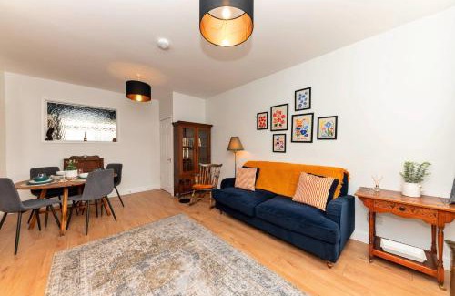 Cleethorpes Apartment | Finest Retreats - Sheilas Cottage