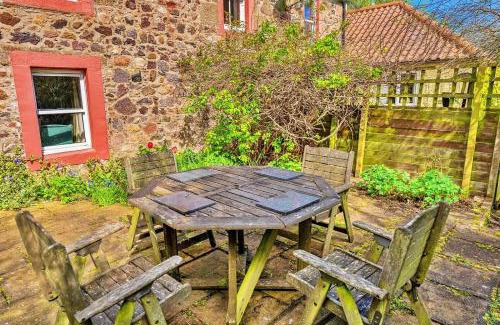 East Linton House | Finest Retreats - The West Wing at The Mill House