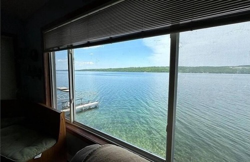 Moravia House | FingerLakes- Owasco Lake Escape