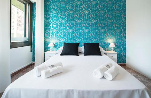 La Bordeta House | Fira Guest House