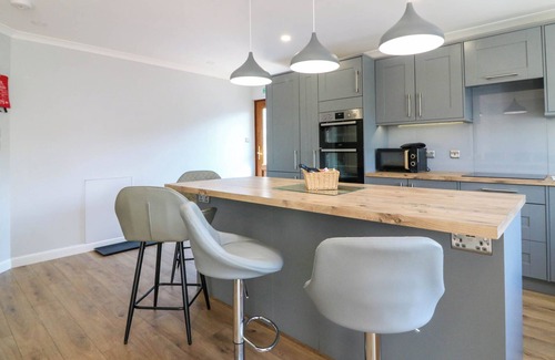 Glencarse Cottage | FIRCROFT, pet friendly, character holiday cottage in Errol