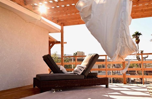 Twentynine Palms House | Fire Pit, Meditation & Stargazing, 2 Mins To Jtnp