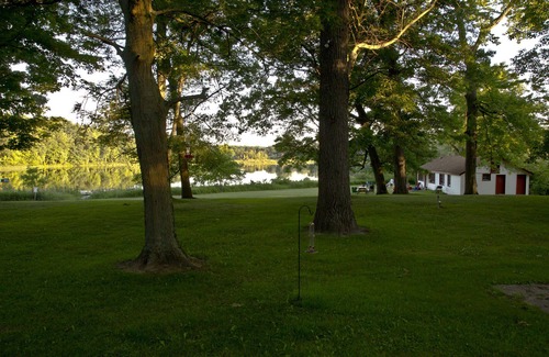 Three Rivers Cottage | Fireside Cottage - Lakefront Cottages On Semi-private Lake, Beach, Boats, Fun!
