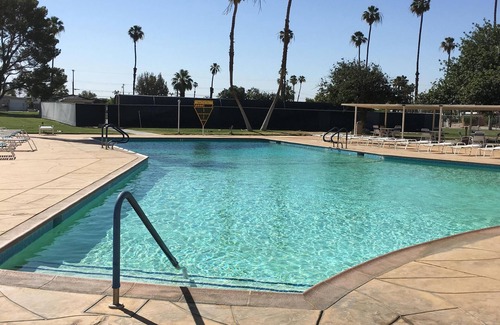 Thousand Palms House | First Class Golf Course Desert Living at an Affordable Cost .