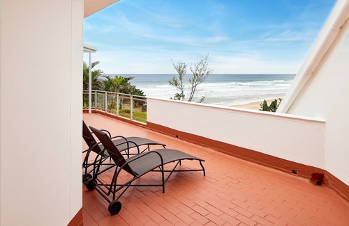 Manaba Beach Apartment | First Group La Cote D'Azur