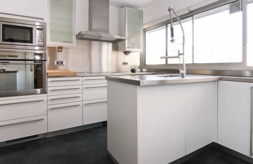 La Vila Olimpica del Poblenou Condo | FIRST LINE BEACH. 6 PAX