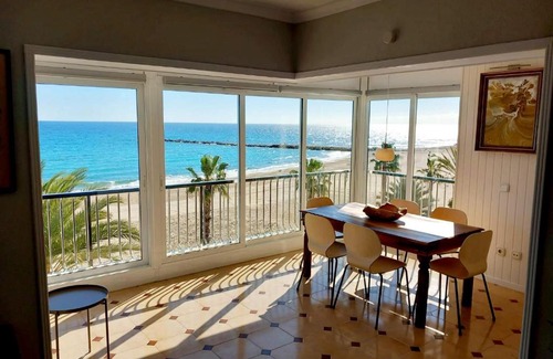 Coveta Fuma Apartment | FirstLine BeachView