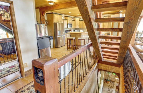Fish Haven Cabin | Fish Haven Cabin w/Game Room, Views + Deck!