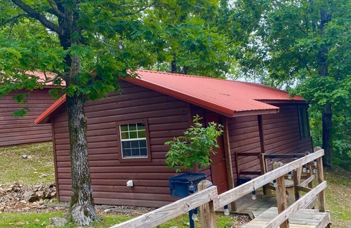 Mena Cabin | Fisherman's Cove