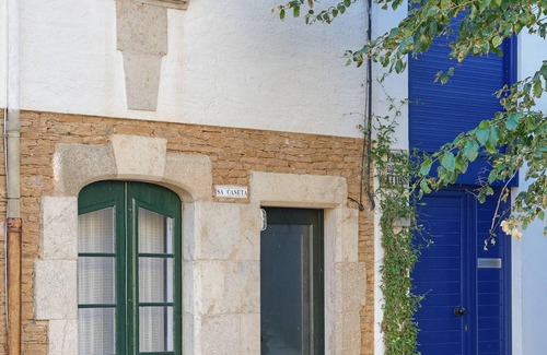 Sa Tuna Apartment | *Fisherman's house located 20 meters from the promenade and the beach of Sa Tuna (Begur)*