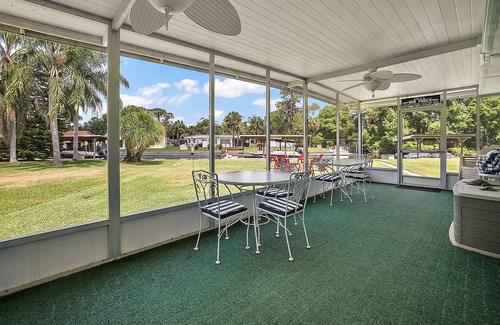 Plymouth House | Fisherman's paradise on Lake Eustis in Leesburg, FL