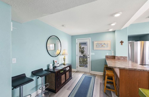 Villa Segunda House | Fishing, Crabbing, Boating, Kayaking-Sound Front Home w/Pier & (heated) Pool