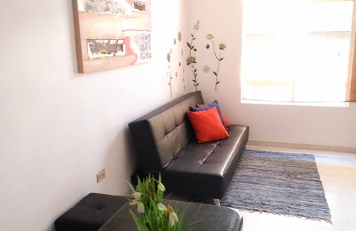Bello Apartment | Fit Furnished X Seasons 2 Alc + 2 Baths near the station WOOD METRO