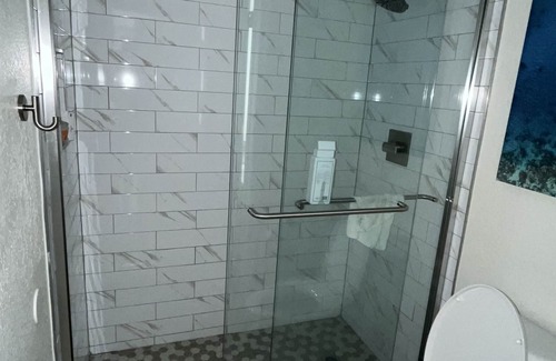 Florida Central Atlantic Coast Villa | Five minutes from disney world! perfect for family sleeps up to 5-6 with balcony