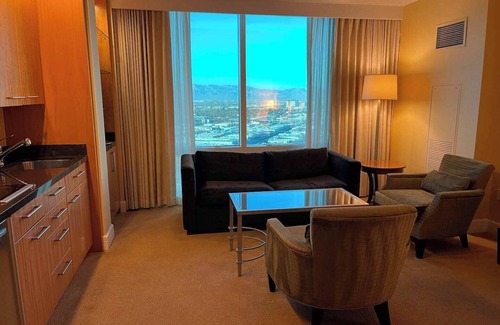 Las Vegas Condo | Five Star Trump Hotel No Resort and Cleaning Fees