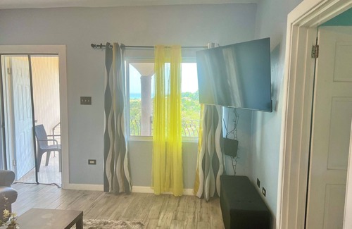 West Gate Hills Apartment | 🔥 Flash Sale! Modern Getaway – Book Now & Save!